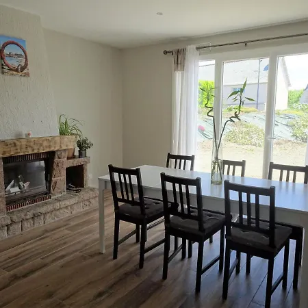 Comfortable Bungalow, Pleumeur-bodou, Pink Granite Coast Pleumeur-Bodou